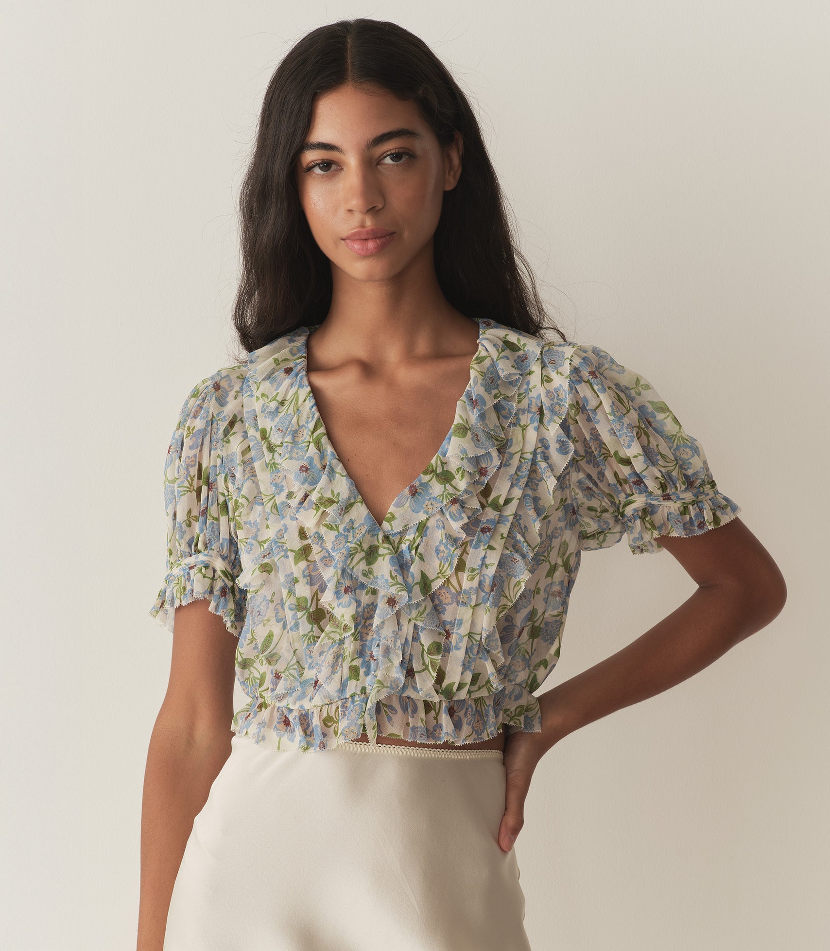 SALONA TOP -- IVORY STRAWBERRY MOON FLORAL