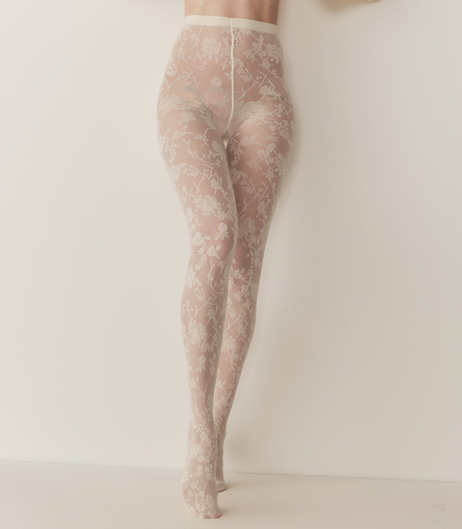 WOLFORD FLORAL LACE TIGHTS -- BUTTERMILK view 2